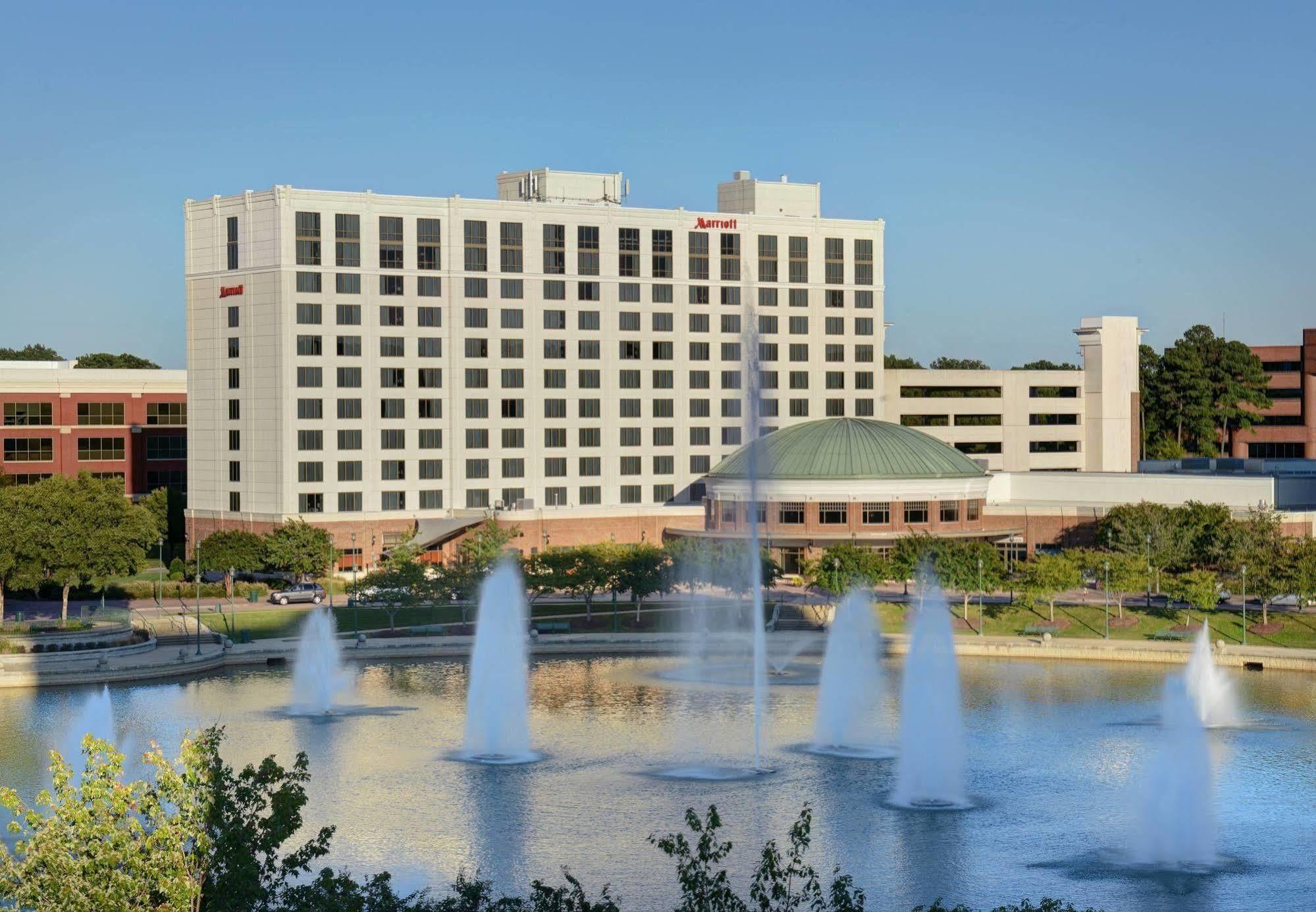 Newport News Marriott At City Center Hotel Exterior foto