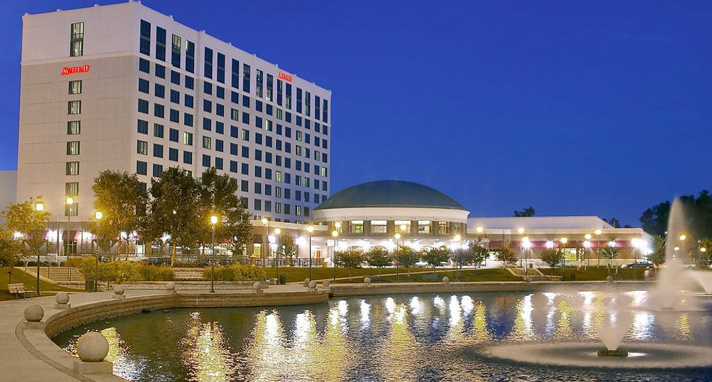 Newport News Marriott At City Center Hotel Exterior foto